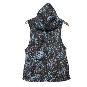Lululemon Pack-It Vest Floral Sport Tranquil Blue Multi Hidden Hood Zip Up Sz 8